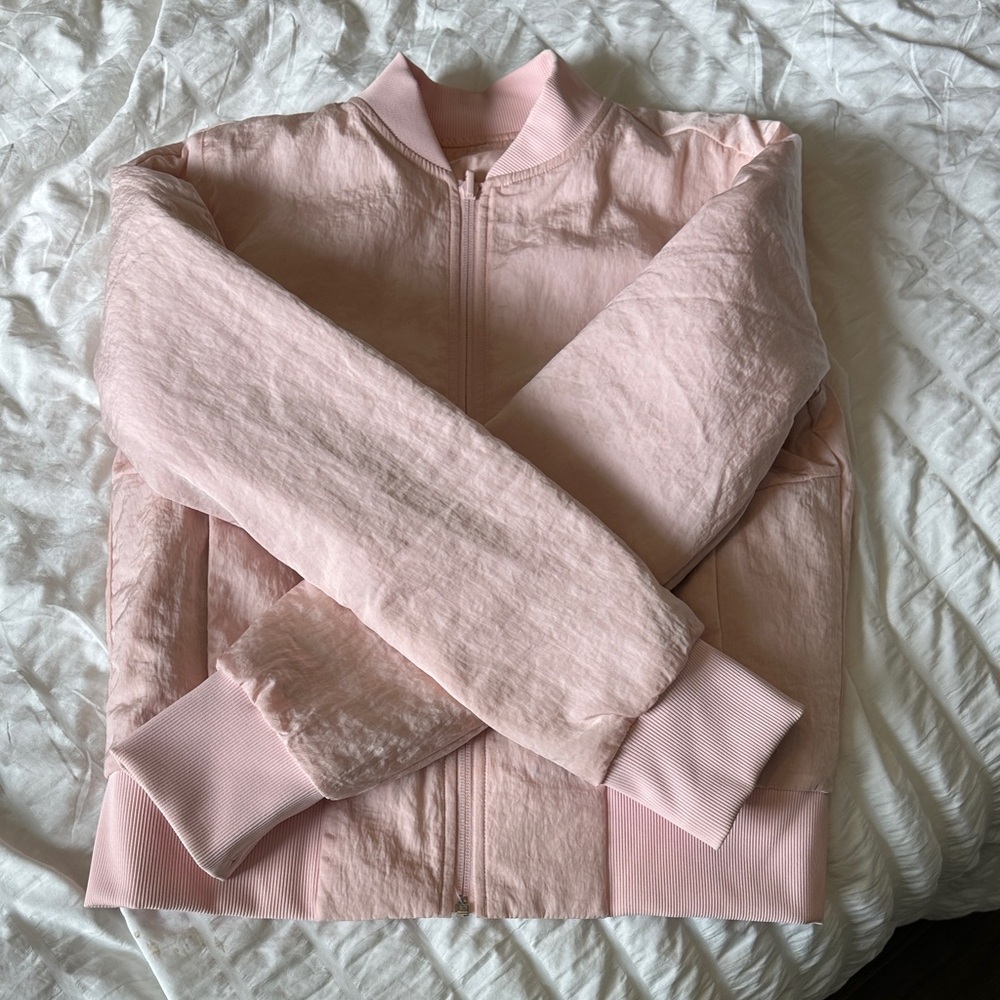 lululemon pink reversible bomber jacket size 4